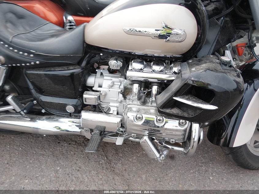 2001 HONDA GL MOTO 6