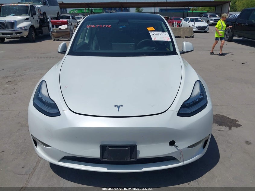 2023 Tesla Model Y Awd/Long Range Dual Motor All-Wheel Drive VIN: 7SAYGDEEXPA095284 Lot: 45673772