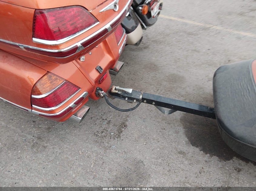 2002 Honda Gl1800 VIN: 1HFSC47012A110829 Lot: 45673784