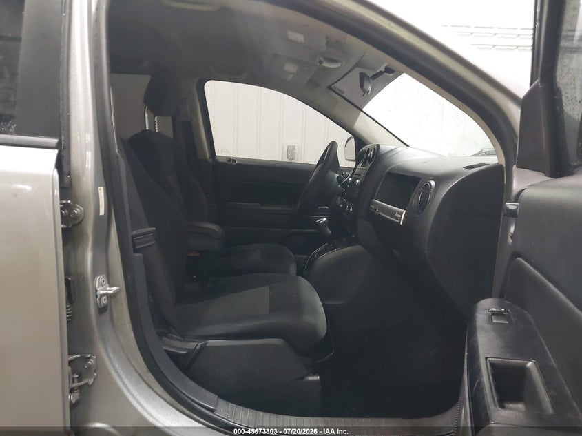 2015 JEEP COMPASS auction photo 5