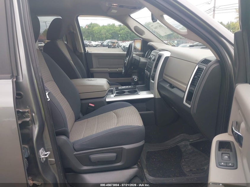2010 Dodge Ram 1500 Slt/Sport/Trx VIN: 1D7RV1GT4AS192193 Lot: 45673804