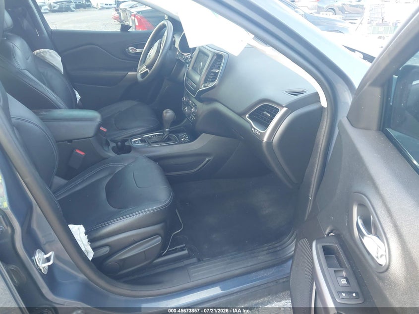 2019 JEEP CHEROKEE auction photo 5