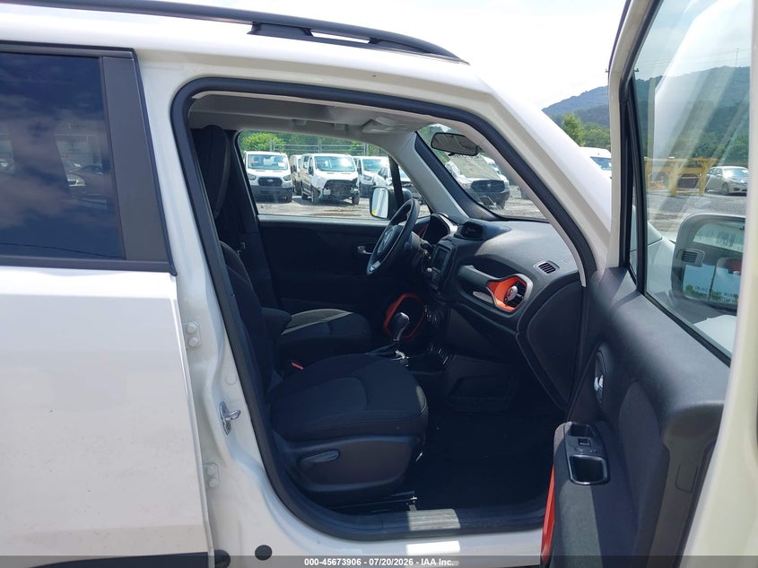 2018 Jeep Renegade Upland Edition 4X4 VIN: ZACCJBAB4JPJ10175 Lot: 45673906