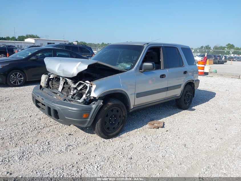 2001 Honda CR-V, Normal Wear & Tear, IAAI, VIN JHLRD17431S023601 — photo 2
