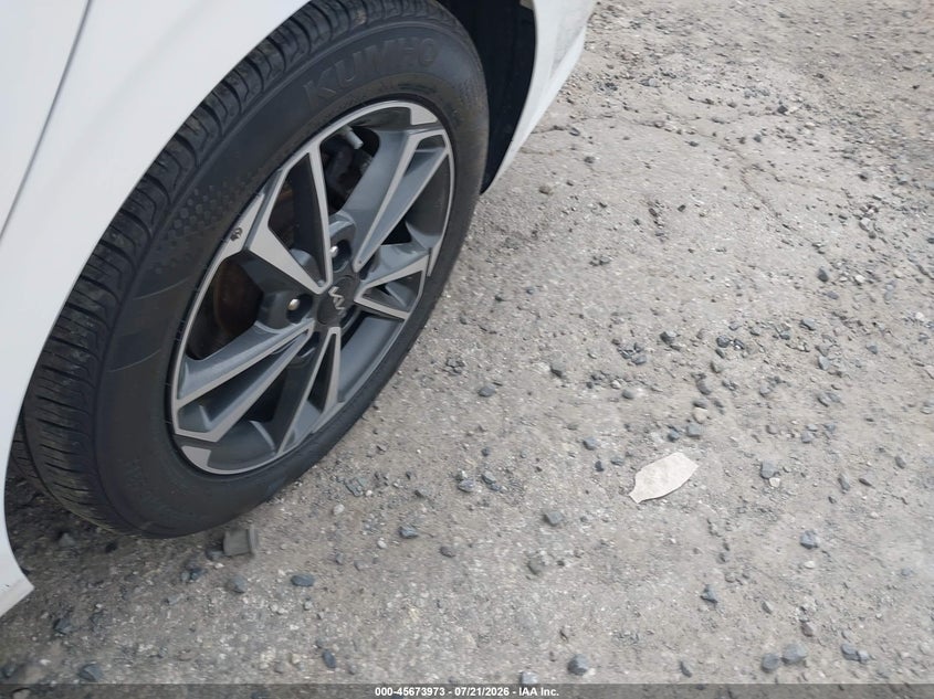 2024 Kia Forte Lxs VIN: 3KPF24AD9RE721886 Lot: 45673973