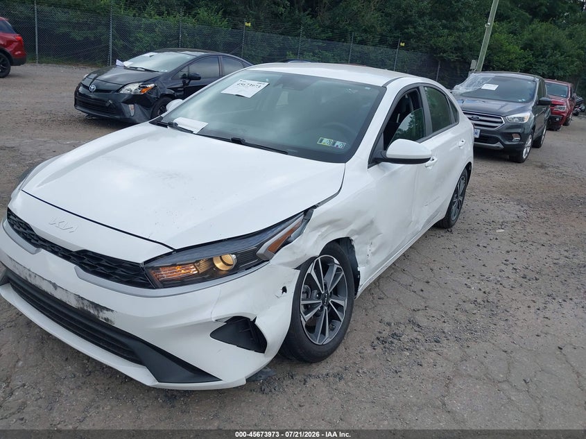 2024 Kia Forte Lxs VIN: 3KPF24AD9RE721886 Lot: 45673973