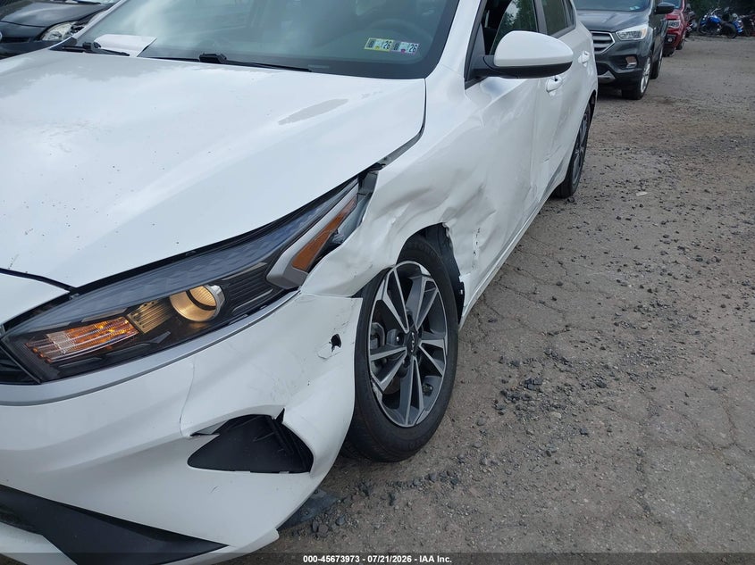 2024 Kia Forte Lxs VIN: 3KPF24AD9RE721886 Lot: 45673973