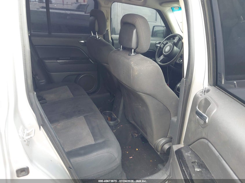 2011 JEEP PATRIOT auction photo 8