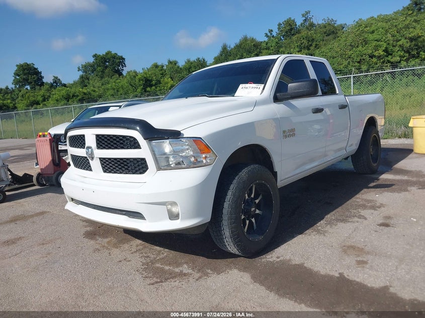 Vin: 1c6rr7fg1js302095, lot: 46172591, ram 1500 express  4x4 6'4 box 20182