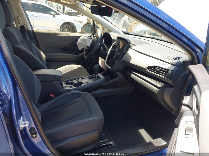 2025 SUBARU CROSSTREK auction photo 5