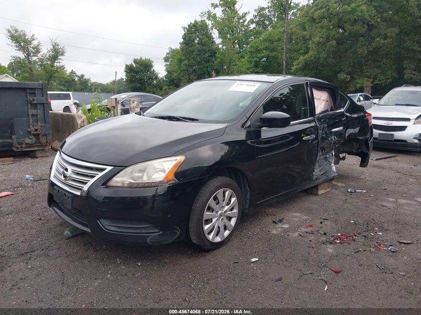 2015 Nissan Sentra, Left Side, IAAI, VIN 3N1AB7AP5FL685422 — photo 2