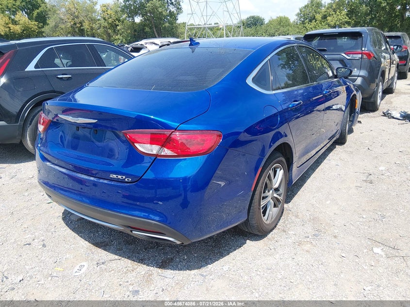 2015 CHRYSLER 200 auction photo 4