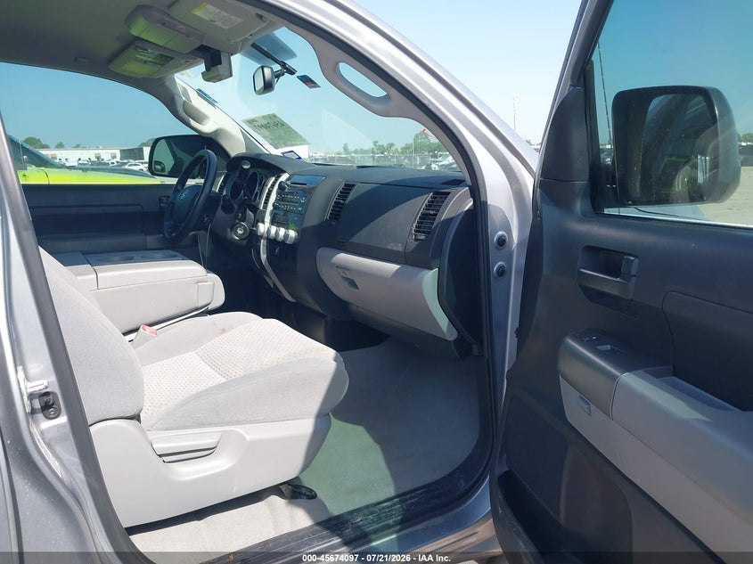 2011 Toyota Tundra Grade 4.6L V8 VIN: 5TFRM5F13BX027261 Lot: 45674097