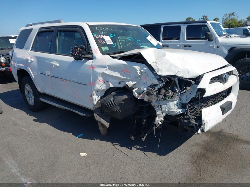 Vin: jtebu5jr4j5532181, lot: 46172703, toyota 4runner sr5 premium 2018 img_1