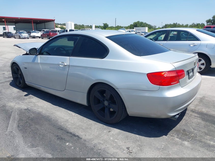 2011 BMW 328I auction photo 3