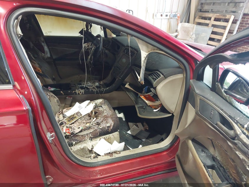 2017 FORD FUSION auction photo 5