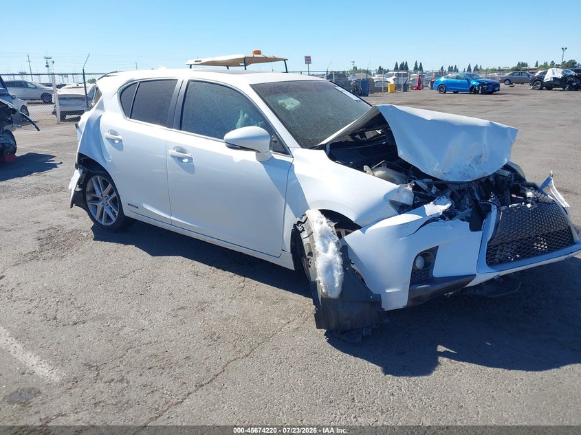 Vin: jthkd5bh8f2238204, lot: 46172820, lexus ct 200h 2015 img_1