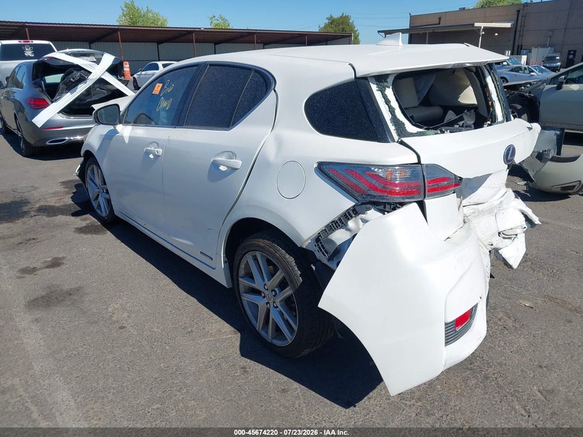 Vin: jthkd5bh8f2238204, lot: 46172820, lexus ct 200h 20153