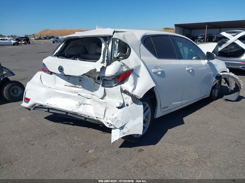 Vin: jthkd5bh8f2238204, lot: 46172820, lexus ct 200h 20154