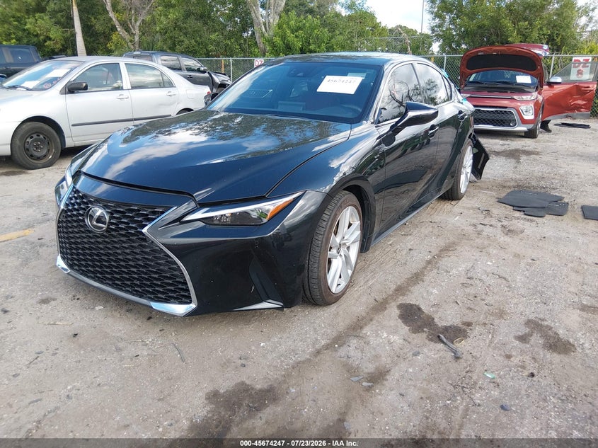 Vin: jthca1d22r5130226, lot: 46172847, lexus is 300 20242