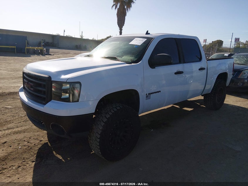 2007 GMC Sierra, Undercarriage, IAAI, VIN 2GTEC13C071567297 — photo 2