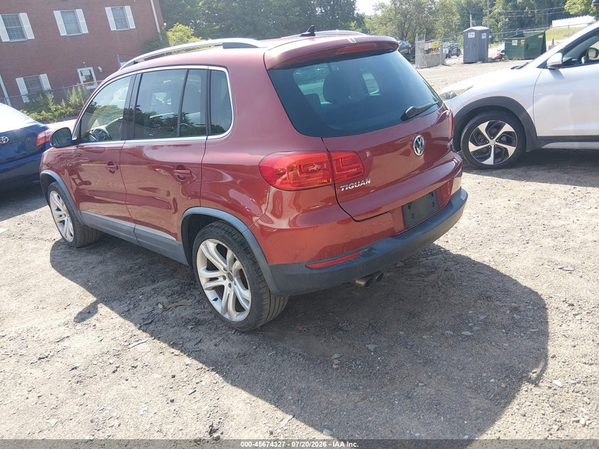 2013 VOLKSWAGEN TIGUAN auction photo 3