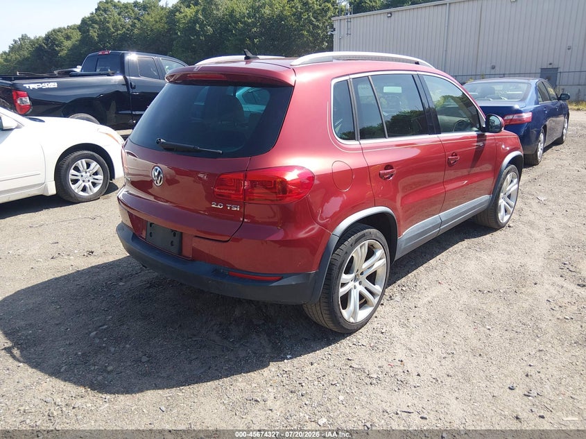 2013 VOLKSWAGEN TIGUAN auction photo 4