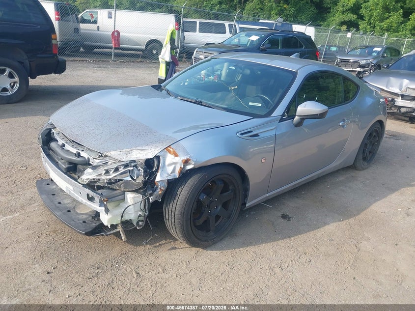 Vin: jf1znaa17h9709317, lot: 46172987, toyota 86 20172