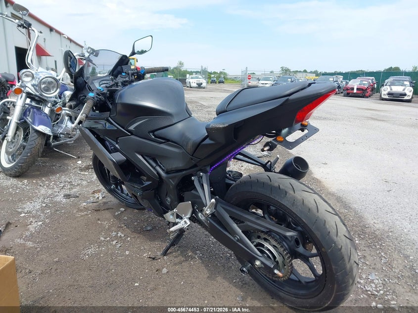 2025 YAMAHA YFZ320 auction photo 3