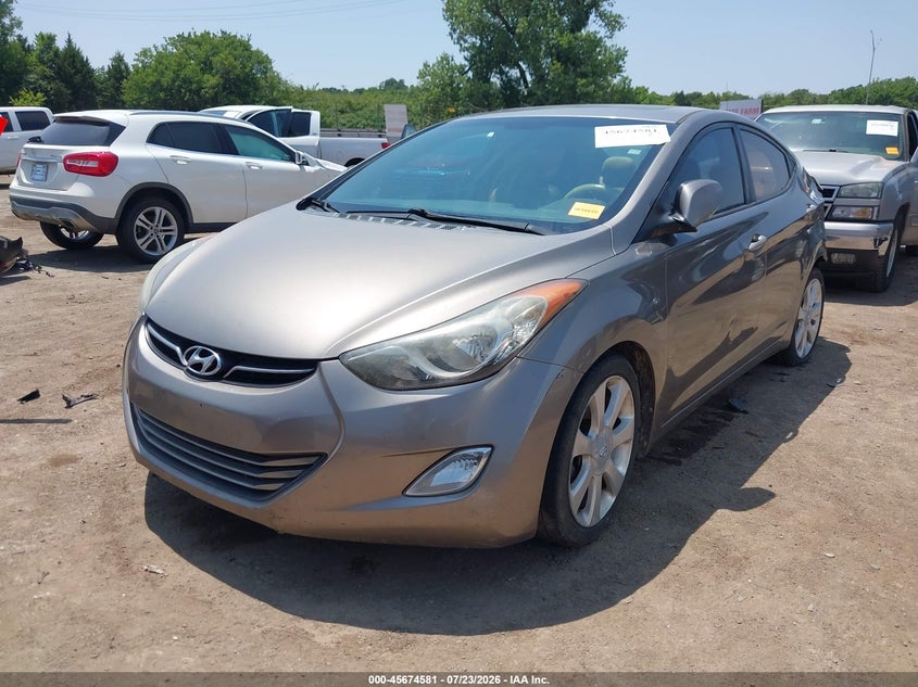 2013 HYUNDAI ELANTRA auction photo 2