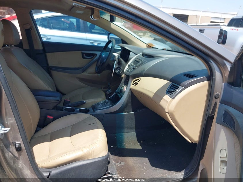 2013 HYUNDAI ELANTRA auction photo 5