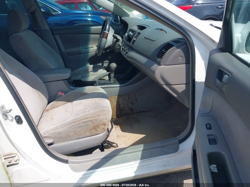 2004 TOYOTA CAMRY auction photo 5