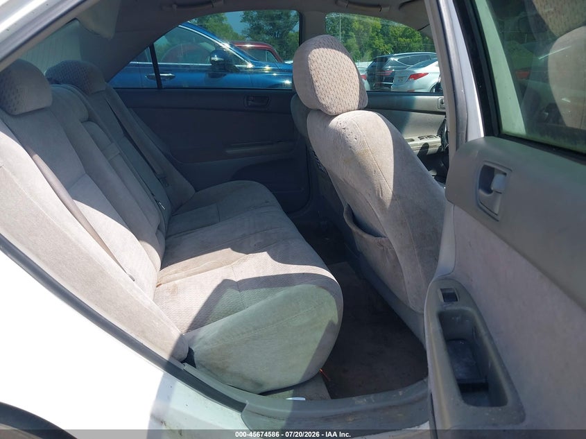 2004 TOYOTA CAMRY auction photo 8