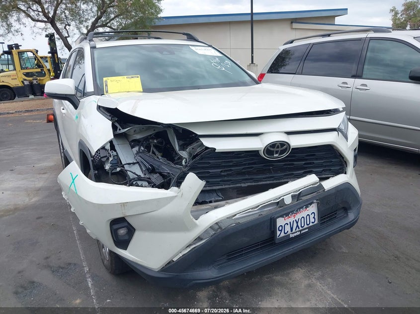 2022 Toyota Rav4 Xle Premium VIN: 2T3A1RFV1NW304160 Lot: 45674669