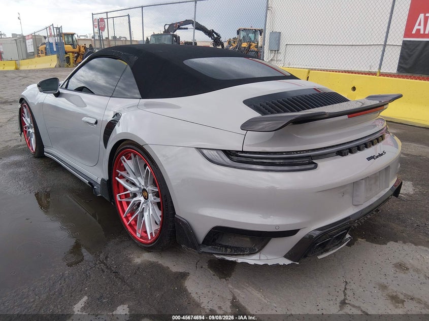 2024 PORSCHE 911 auction photo 3