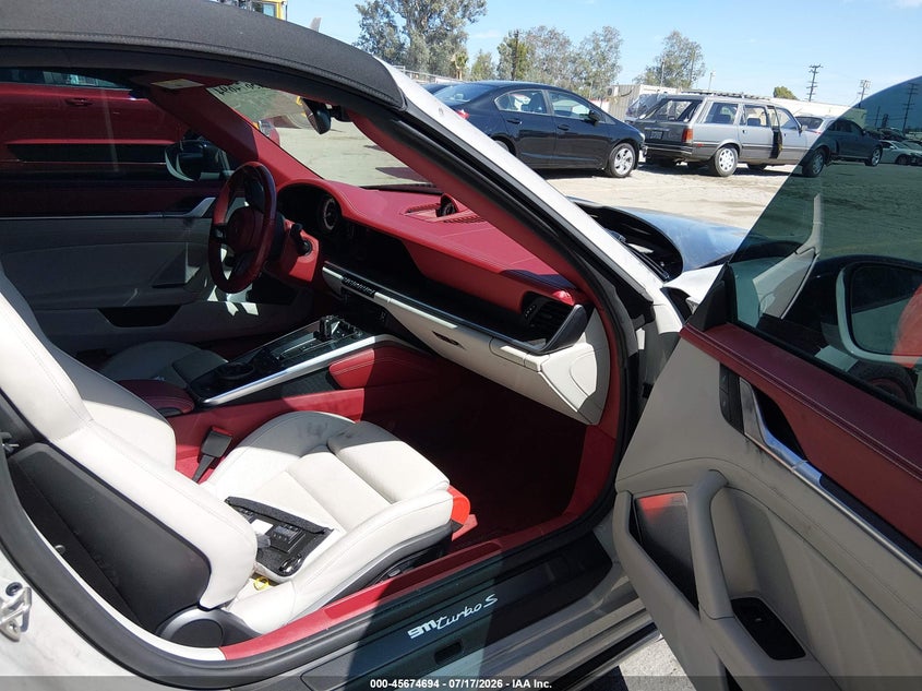 2024 PORSCHE 911 auction photo 5