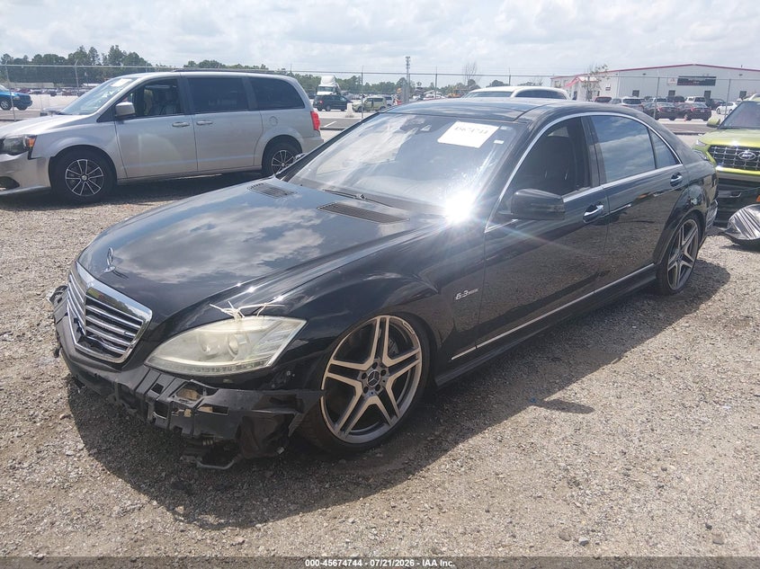 2010 MERCEDES-BENZ S 63 AMG auction photo 2