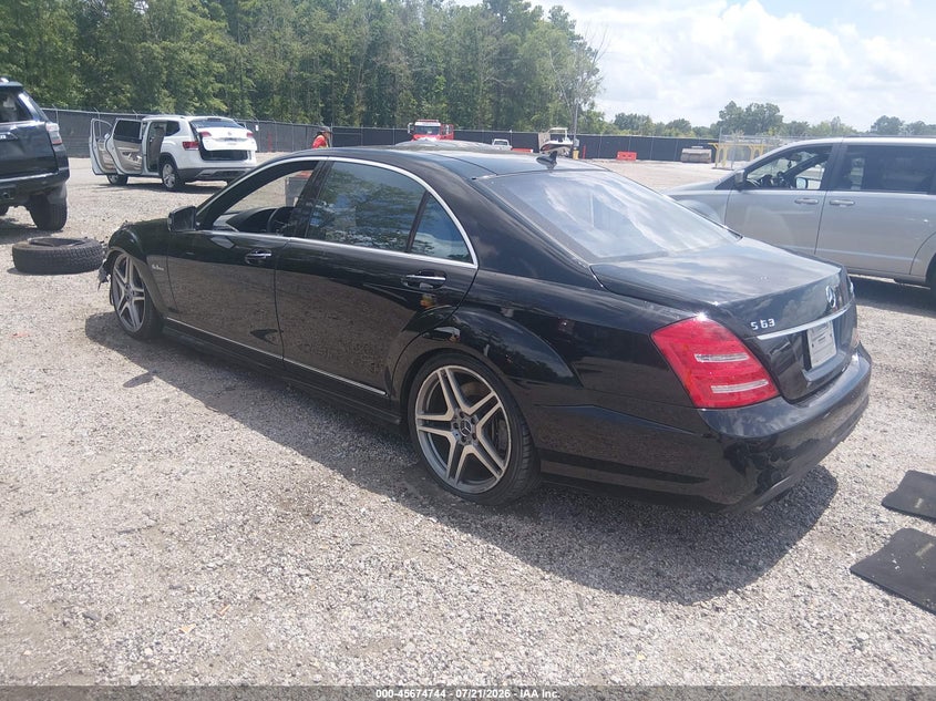 2010 MERCEDES-BENZ S 63 AMG auction photo 3