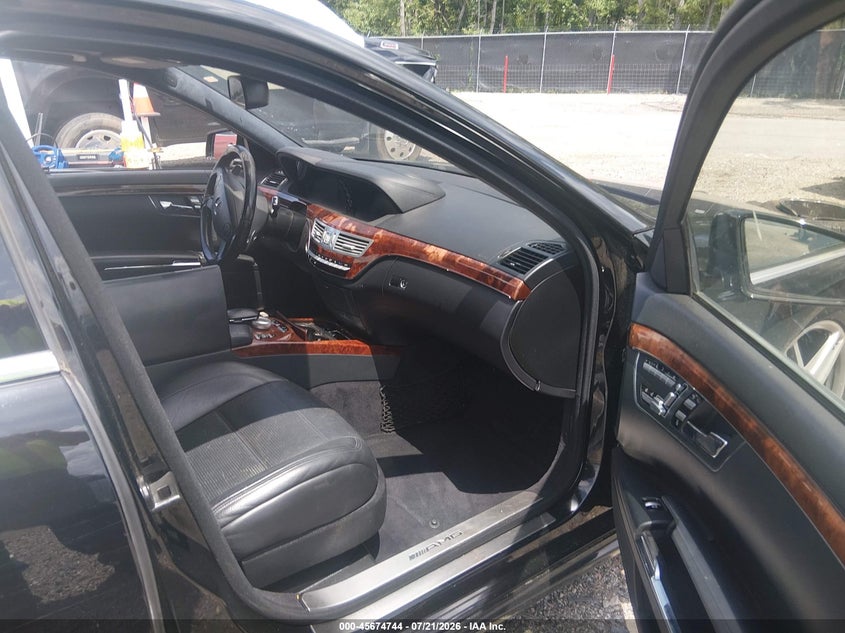 2010 MERCEDES-BENZ S 63 AMG auction photo 5