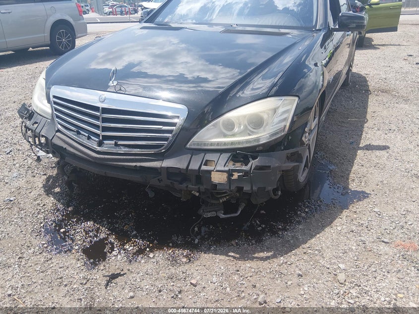 2010 MERCEDES-BENZ S 63 AMG auction photo 6