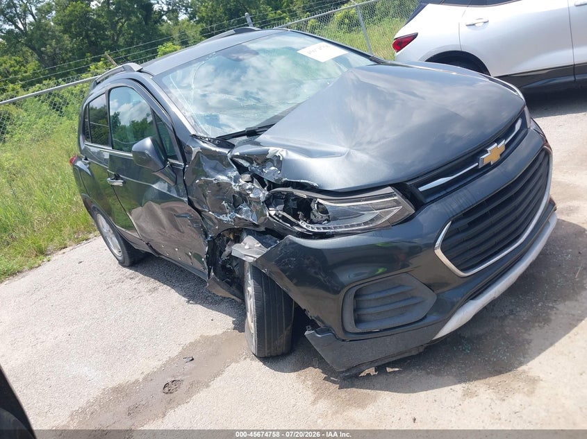 2017 CHEVROLET TRAX auction photo 1