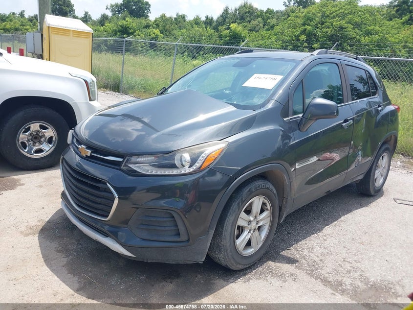 2017 CHEVROLET TRAX auction photo 2