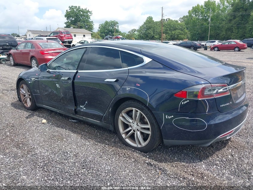 2015 Tesla Model S 60/70/85 VIN: 5YJSA1H10FF080418 Lot: 45674821
