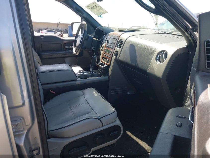 2006 LINCOLN MARK LT auction photo 5