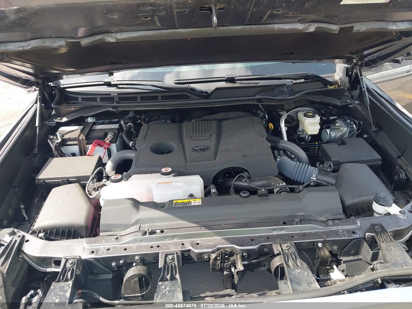 2026 Toyota Tundra Limited Crewmax 5.5' Bed VIN: 5TFJA5DBXTX373102 Lot: 45674875