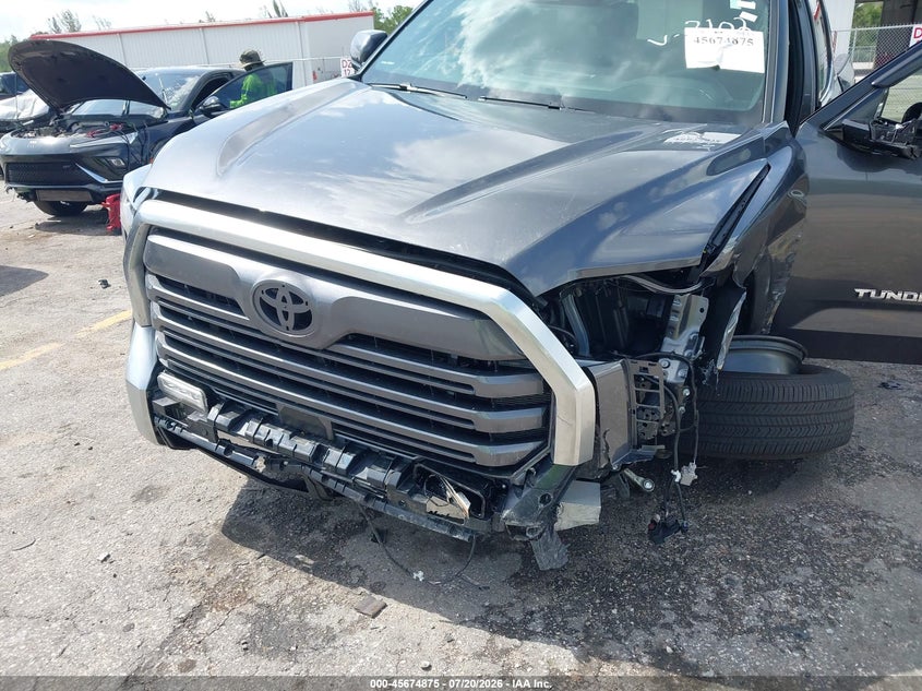2026 Toyota Tundra Limited Crewmax 5.5' Bed VIN: 5TFJA5DBXTX373102 Lot: 45674875