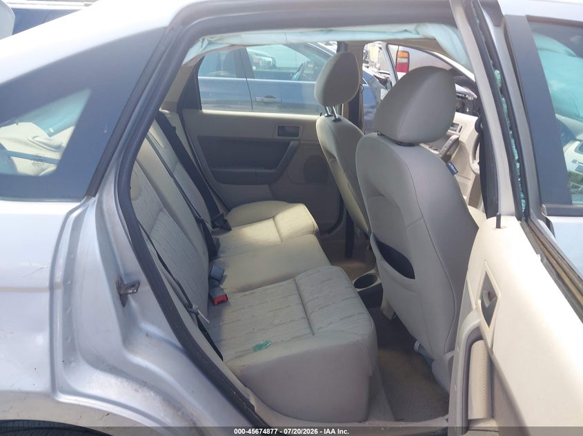 2008 Ford Focus Se/Ses VIN: 1FAHP35N88W121930 Lot: 45674877