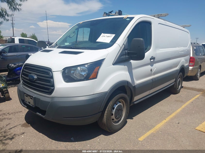 2018 FORD TRANSIT-250 auction photo 2