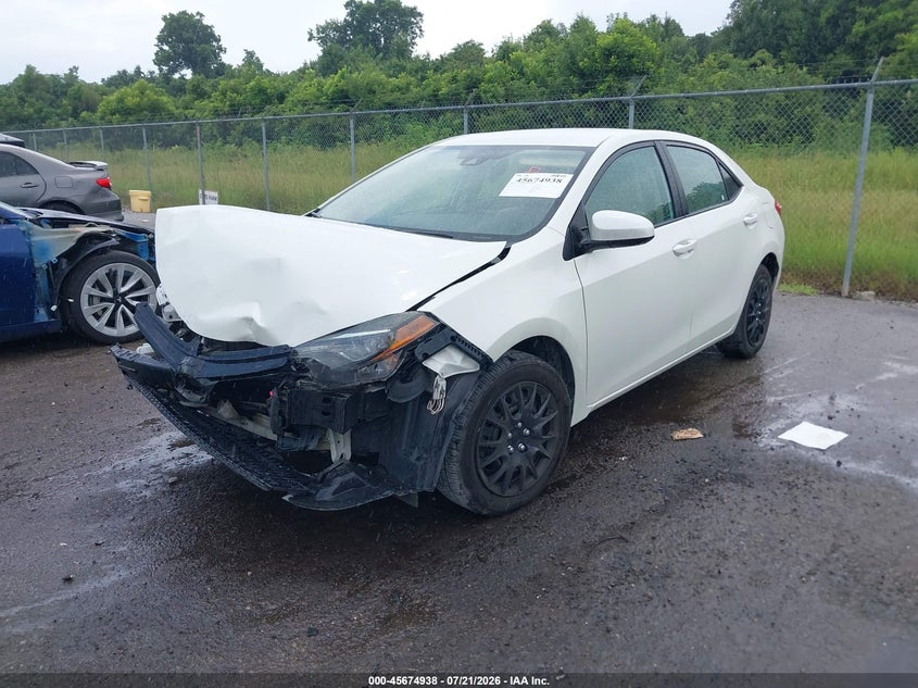 2018 Toyota Corolla Le VIN: 5YFBURHE8JP746852 Lot: 45674938
