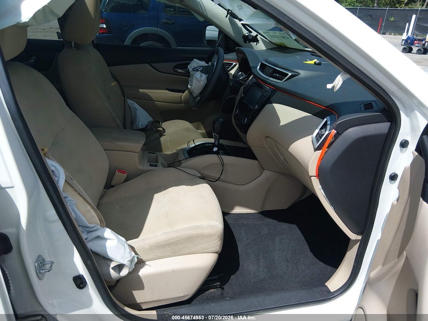 2016 NISSAN ROGUE auction photo 5